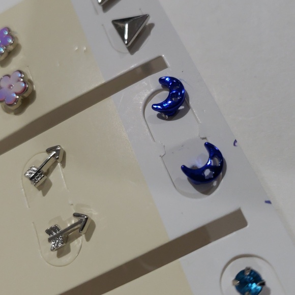 UNCAS International Set of 9 Stud Colorful Earrings - Trendy & Stylish Jewelry - Picture 7 of 11